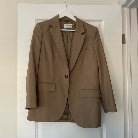 Aritzia Babaton Agency blazer, XXS, taupe beige - Picture 2 of 6